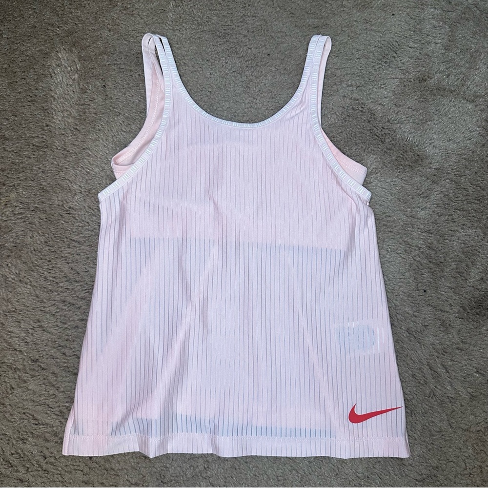 Girls Nike tank top